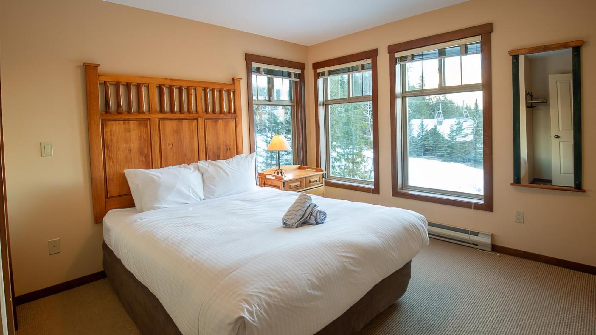 Snow Creek Lodge By Fernie Lodging Co Kültér fotó