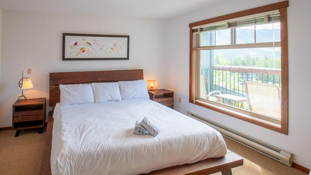Snow Creek Lodge By Fernie Lodging Co Kültér fotó